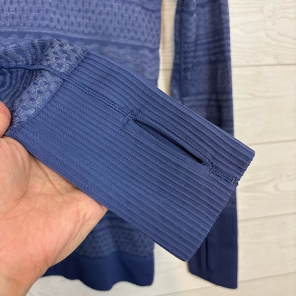 Lululemon Rest Less Pullover Hoodie Blue/White Size 6 - Picture 3 of 8